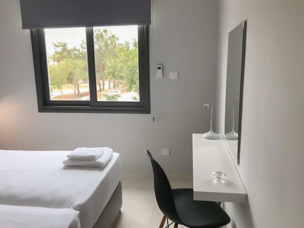 Mare Monte Seaview Boutique Apartment Paphos Extérieur photo